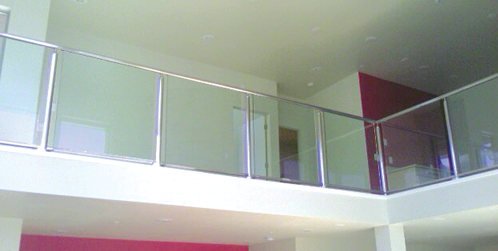 CRS Railing Systems Installation Image Gallery of C.R. Laurence TAPER
